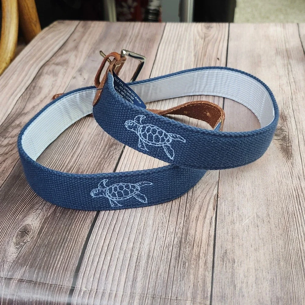 Vineyard Vines Mens Navy Blue Sea Turtle Canvas Leather Club Belt Size 40 Preppy